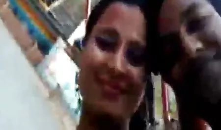 Gadis bokep indo cantik toge seksi petting buatan sendiri