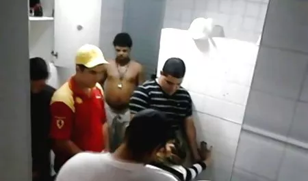 Masturbasi video bokep indonesia montok atletik dari pirang muda