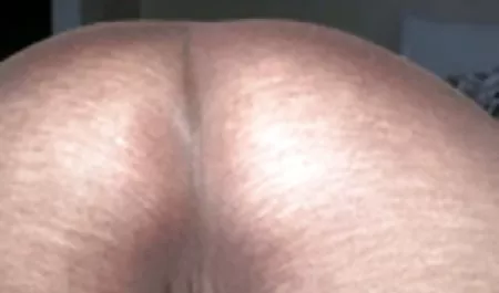 Wanita tua dan pelacur muda jatuh di tempat tidur bokep janda cantik indo