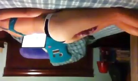 Gadis membawa indo bokep tante cantik dirinya untuk orgasme dengan dildo anal