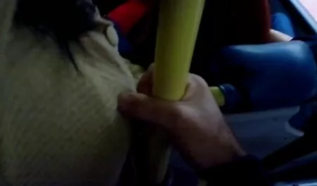 Metiska mencintai bercinta anal bokeb indo cantik dengan tetangga muda