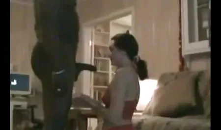 Anak ayam indo bokep tante cantik melepas limusin dan bersenang-senang