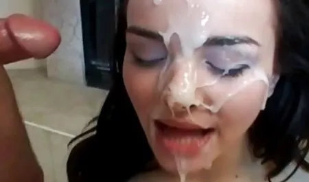 Tandem seksi bokep indo cantik seksi di tempat tidur