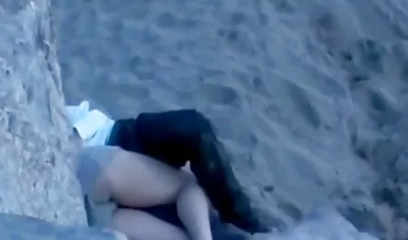 Tyler Nixon menjepit Jade Aspen video tante cantik indo di tempat tidur