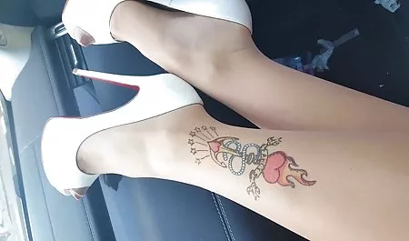 Bocah bokep paling cantik indo itu menguasai tubuh teman sekelasnya yang seksi